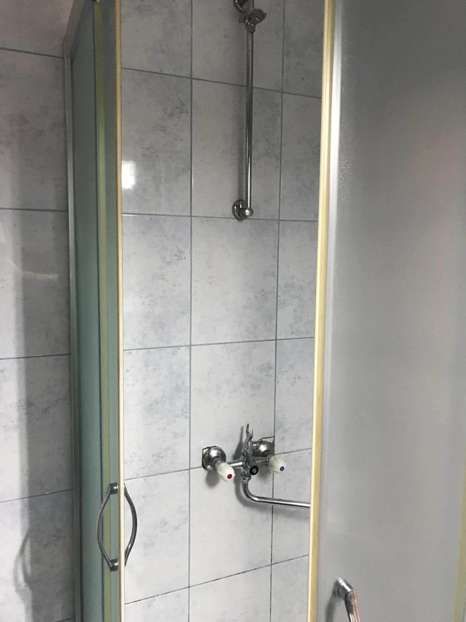 Sani Suteren Apartment Skopje Buitenkant foto