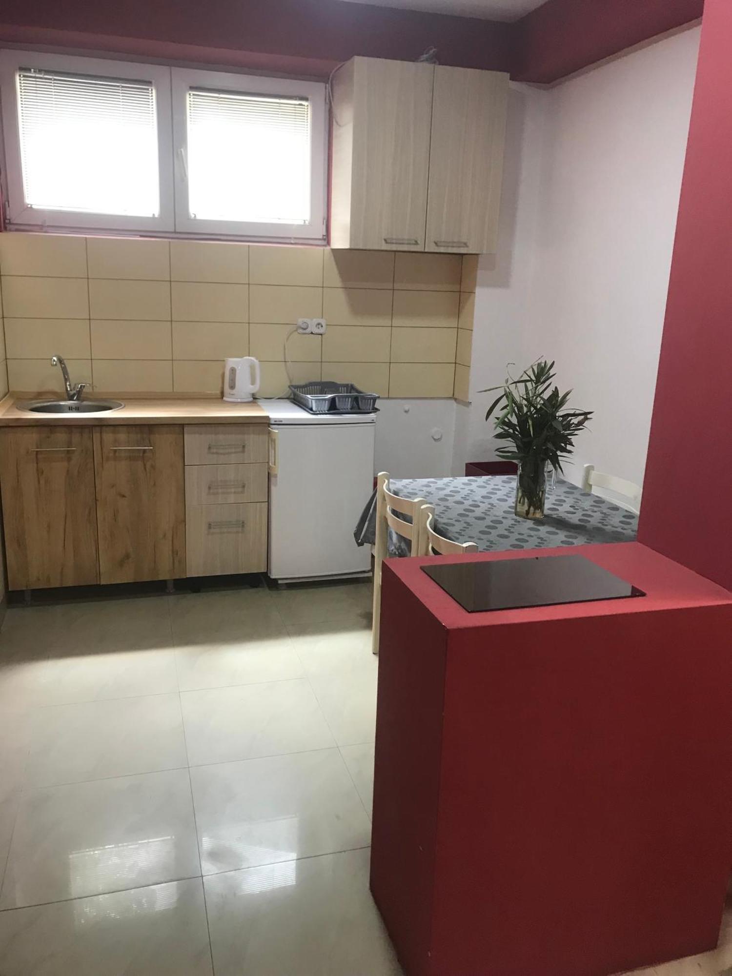 Sani Suteren Apartment Skopje Buitenkant foto